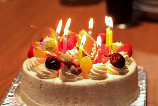 誕生日ケーキ、ろうそく